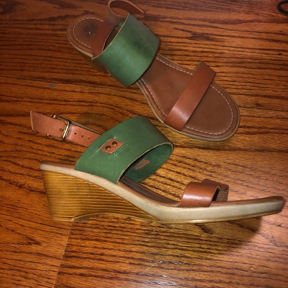 100% leather Italian wedge sandals - Picture 3 of 6